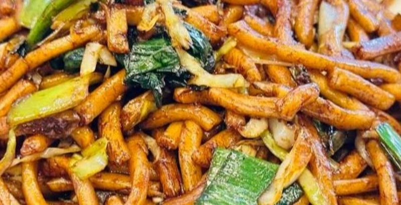 Chanoly Noodles - Summit