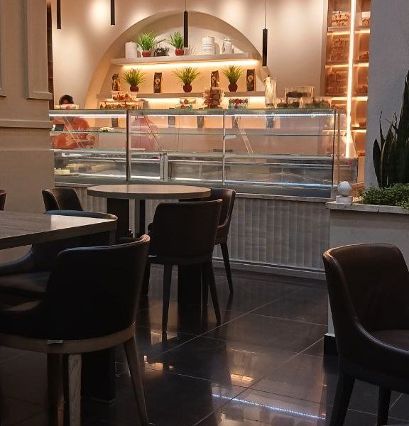 Bilos Pastry - Gurd Shola