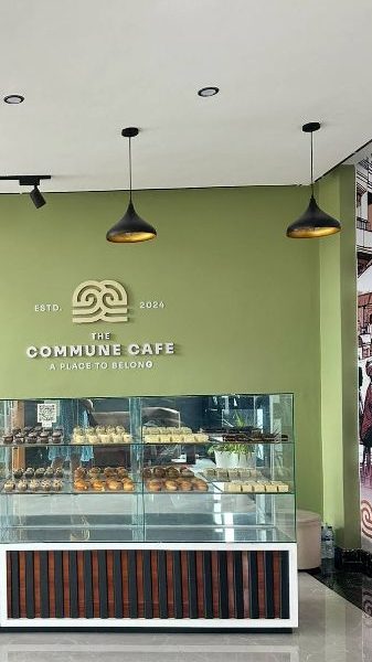 Commune Cafe